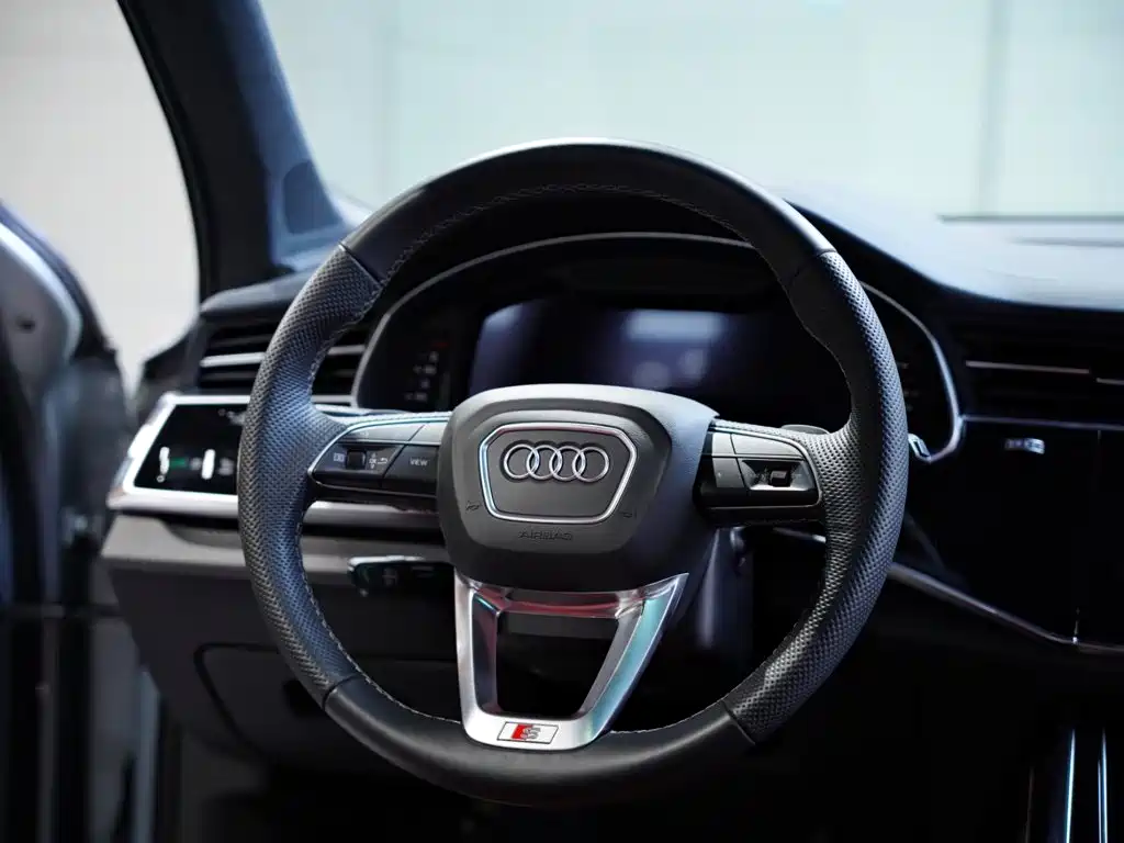 Audi SQ7 2024 2024 4.0 TFSI