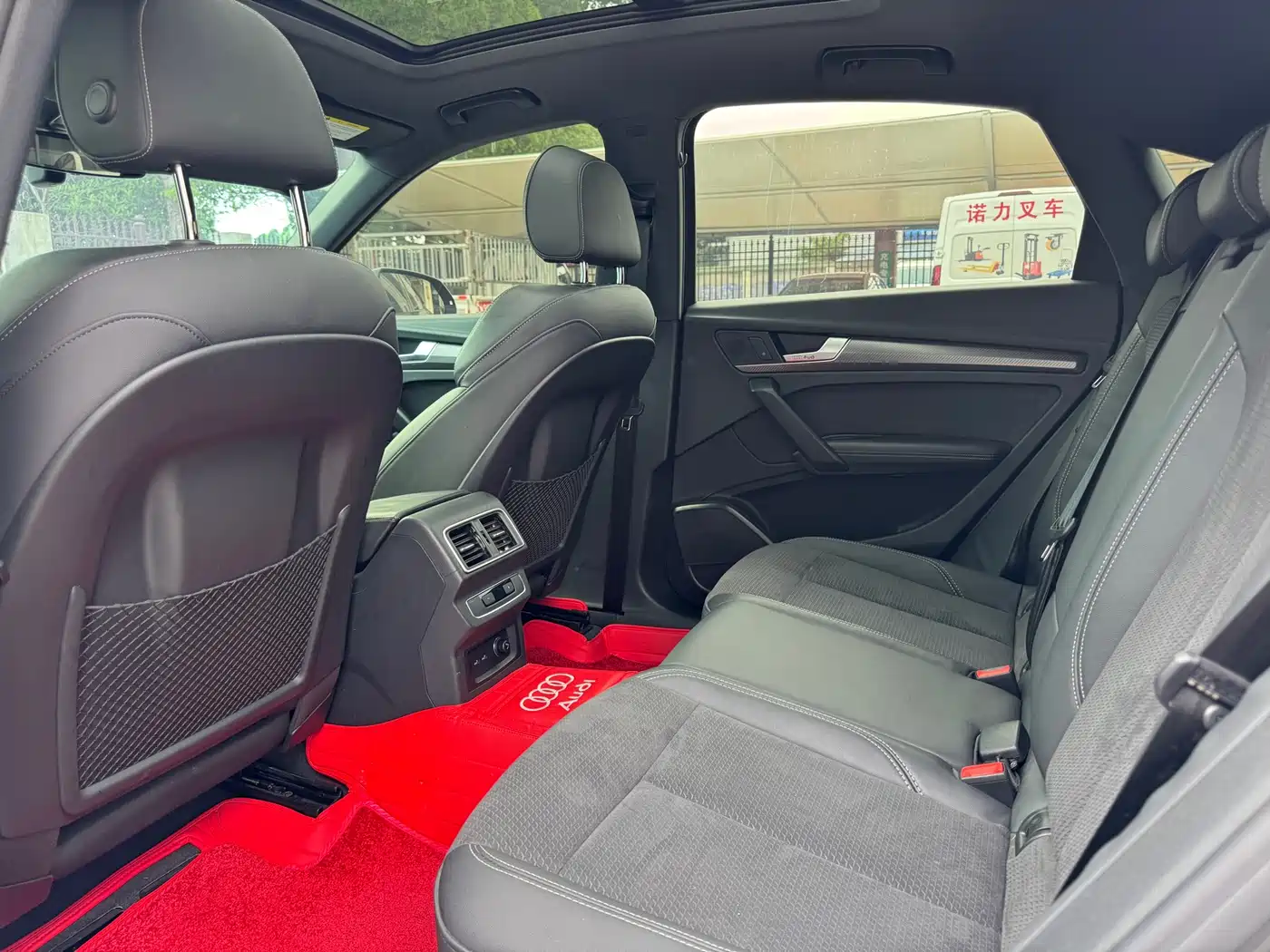 Audi Q5L Sportback 2022 45 TFSI Luxury фото 8