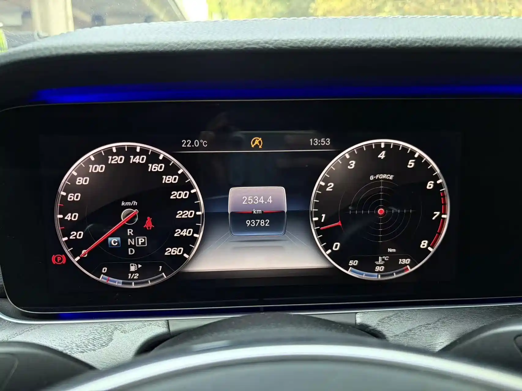 Photo 8 - Mercedes-Benz E-Class