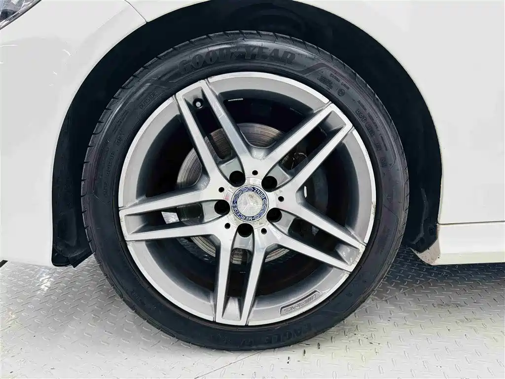 Mercedes-Benz E-Class 2014 E 260 L Sport Luxury фото 10