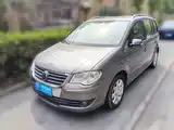 Фото 1 - Volkswagen Touran