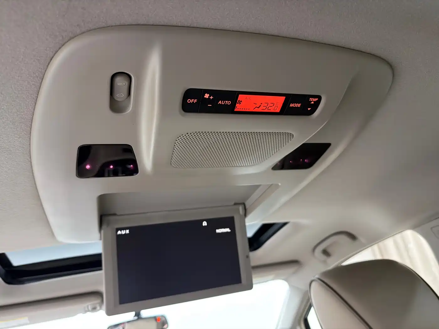Nissan Quest 2015 3.5L SL фото 16