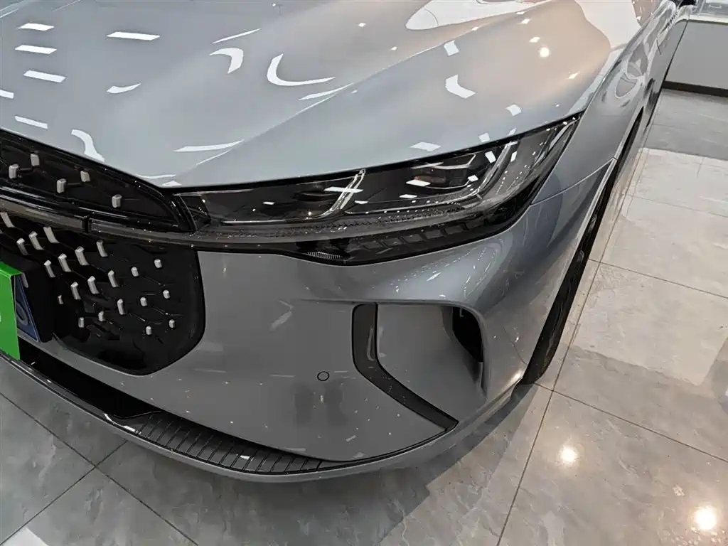 LINCOLN Z