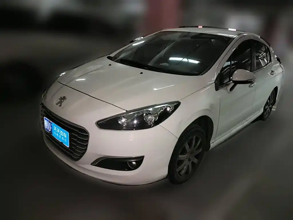 Peugeot 308 2013 2012 1.6L Manual Premium Type