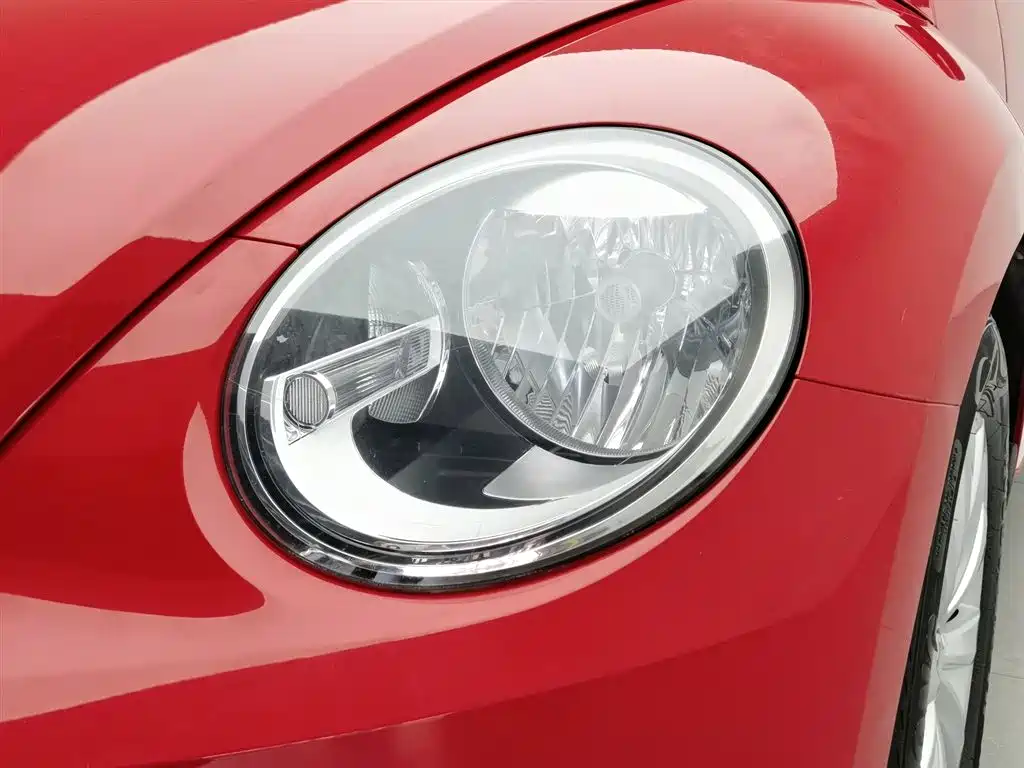 Volkswagen Beetle 2015 180TSI фото 7