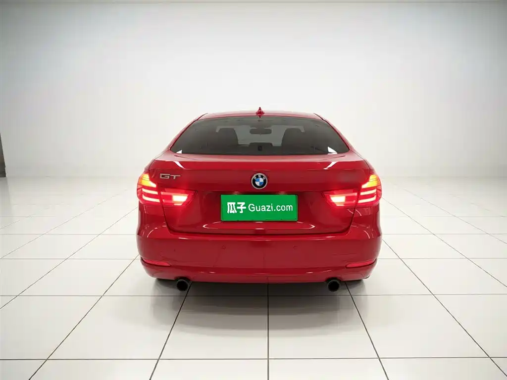 BMW 3 Series GT 2014 320i Leading Edition фото 6