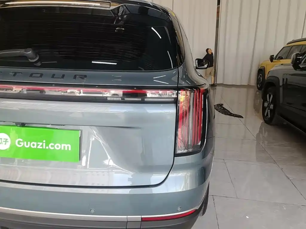 Jetour X70L 2025 2025 2.0T Automatic Flagship 7-Seater
