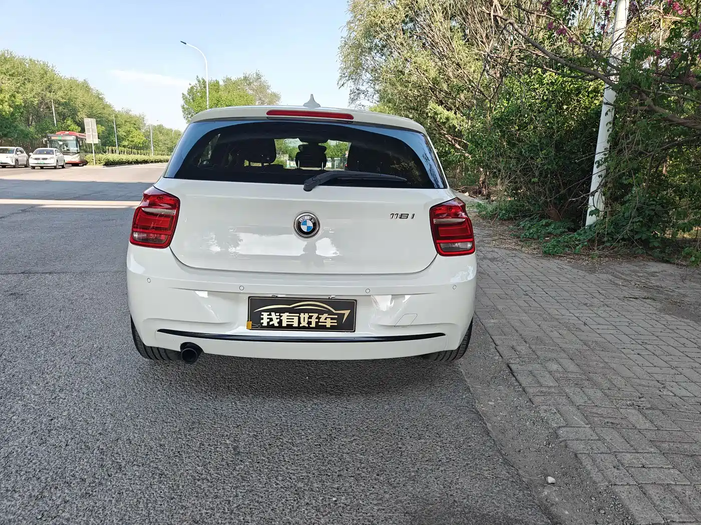 BMW 1 Series (Import) 2013 Facelift 118i Sport Model фото 9