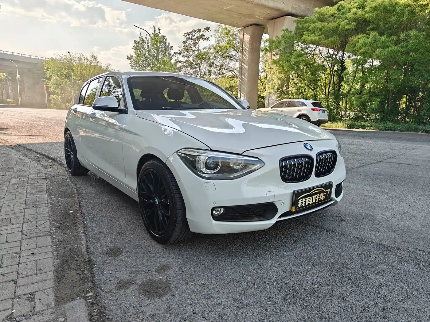 BMW 1 Series (Import) 2013 Facelift 118i Sport Model фото 3