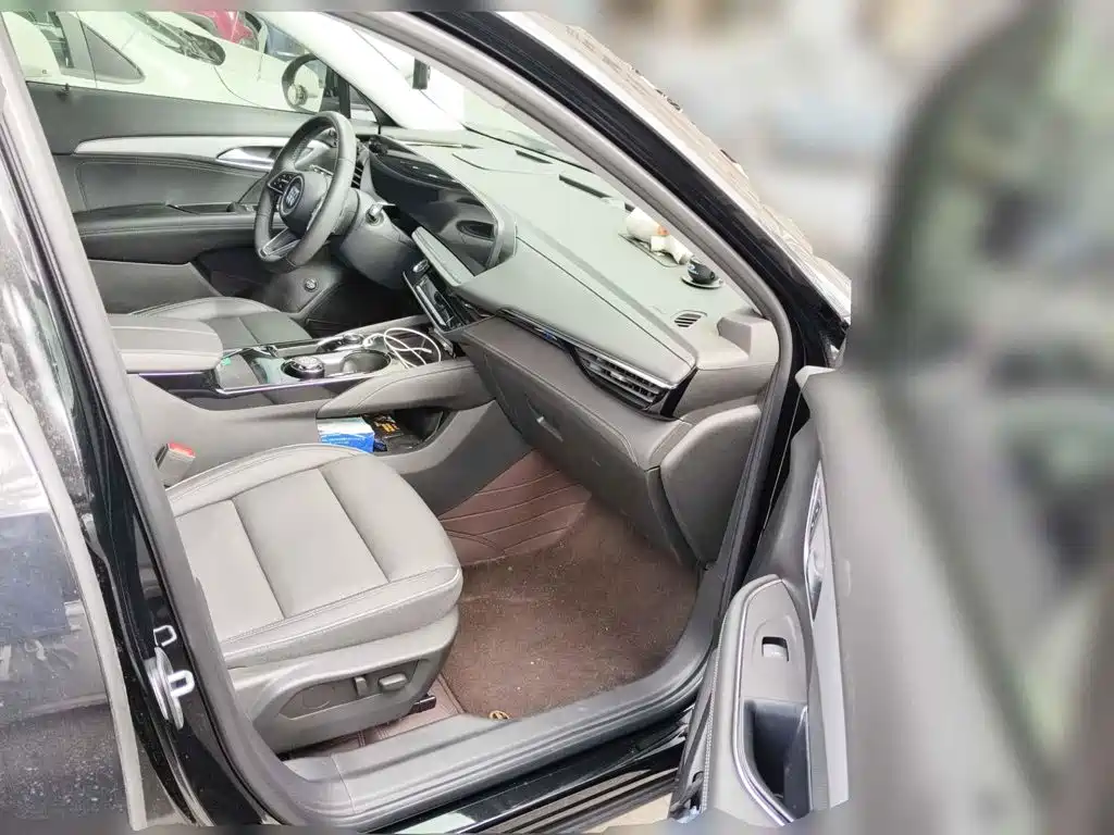 Buick Envision Plus 2025 2025 Enclave Plus 28T 2WD Platinum Edition
