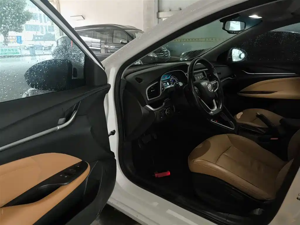 Buick Excelle 2018 18T Automatic Flagship фото 12