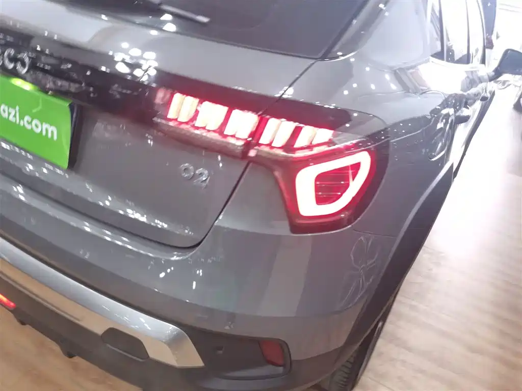 Lynk & Co 02 2018 1.5T DCT 2WD Power Edition China V фото 8