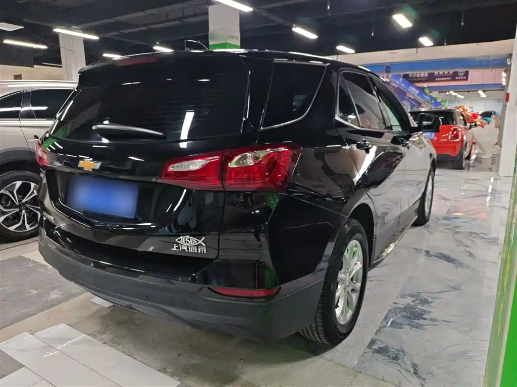 Chevrolet Equinox 2018 535T Automatic Frontier Edition фото 5