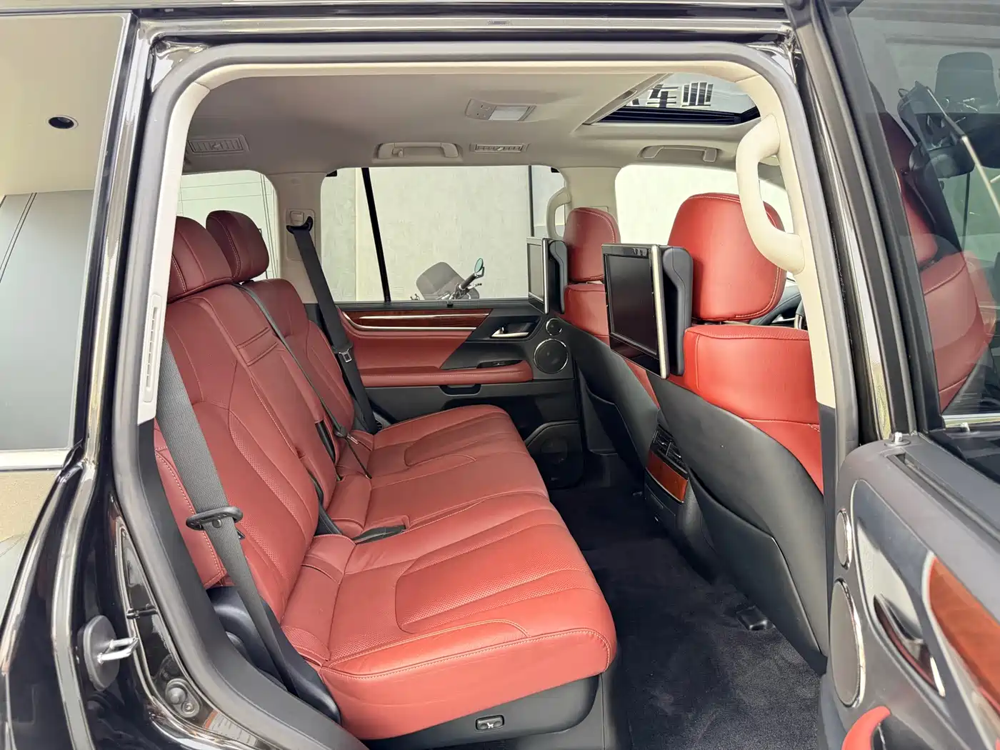 Lexus LX 2017 570 Prestige Luxury фото 15