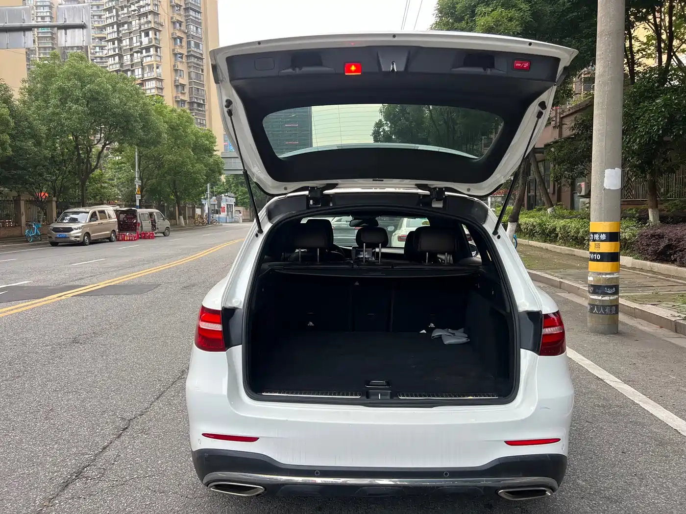 Mercedes-Benz GLC 2018 Facelift GLC 260 4MATIC Luxury фото 9