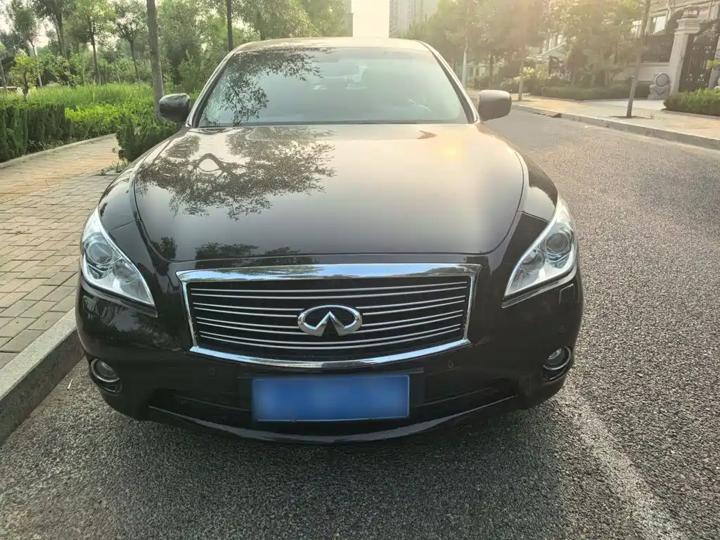 Infiniti Q70 2014 2013 Q70L 2.5L Comfort