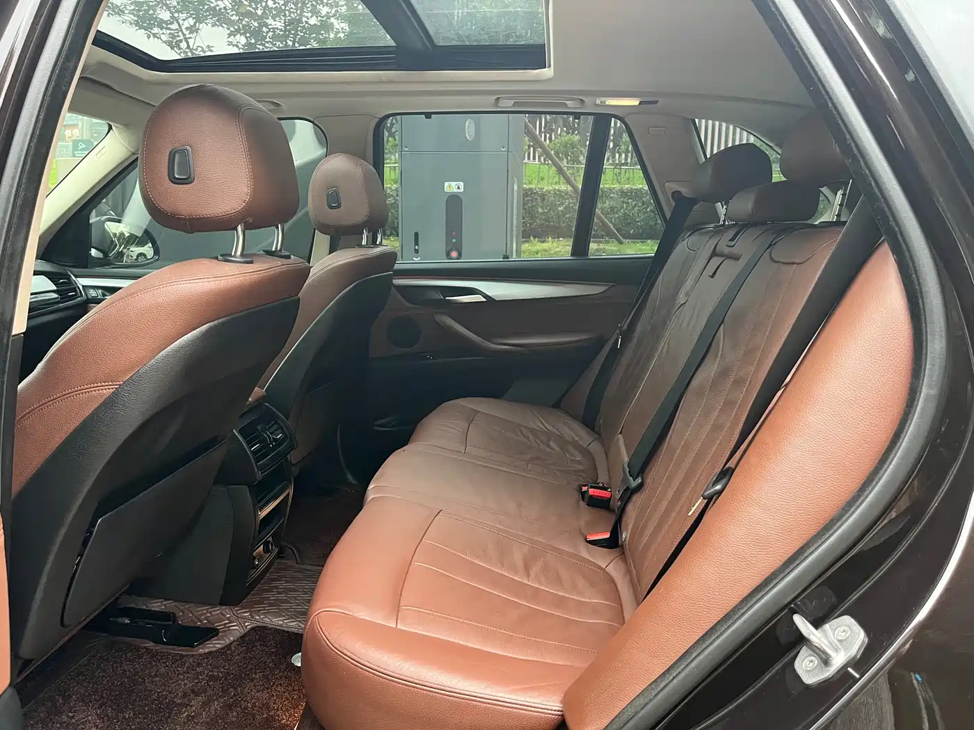 BMW X5 (Import) 2017 xDrive35i Leading Edition фото 9