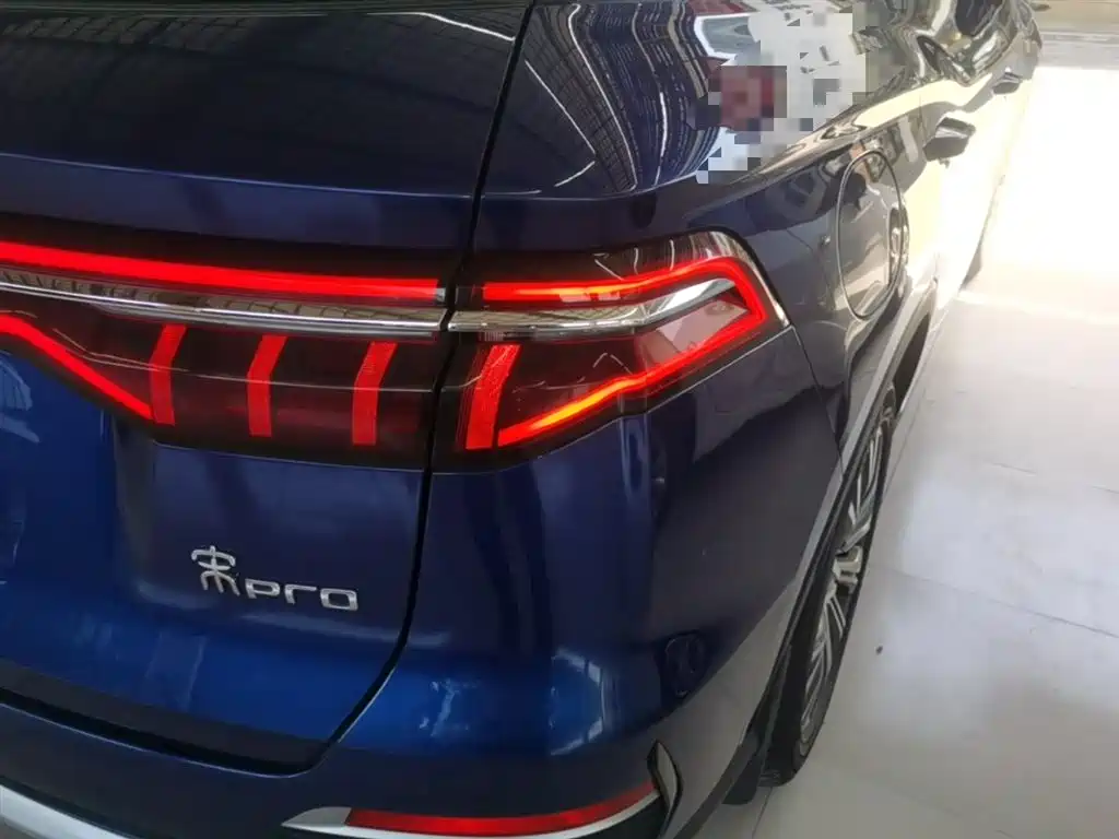 BYD Song Pro New Energy 2022 DM-i 110km Flagship Pro фото 8