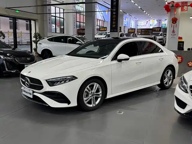 MERCEDES-BENZ A CLASS