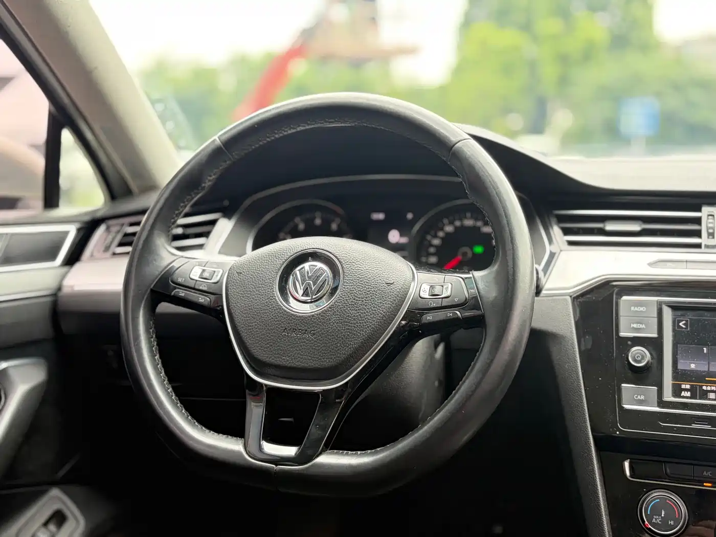 Volkswagen Magotan 2018 280TSI DSG Leading фото 10