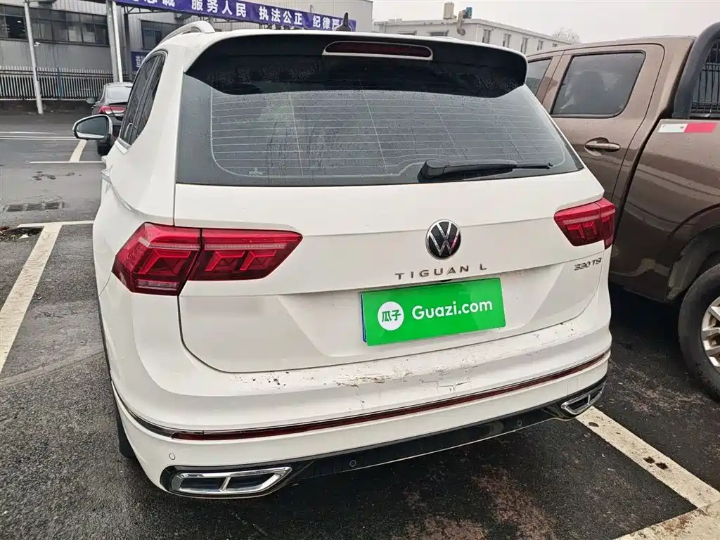 Volkswagen Tiguan L 2022 330TSI Auto 2WD R-Line Premium Edition фото 6