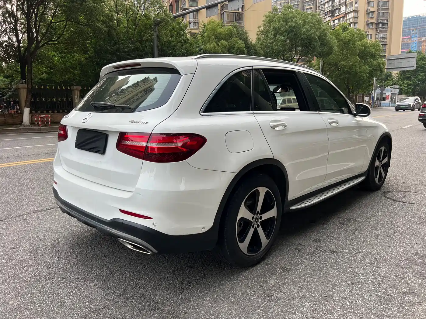 Mercedes-Benz GLC 2018 Facelift GLC 260 4MATIC Luxury фото 12