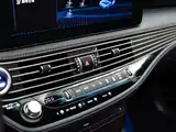 Фото 17 - Lexus LS
