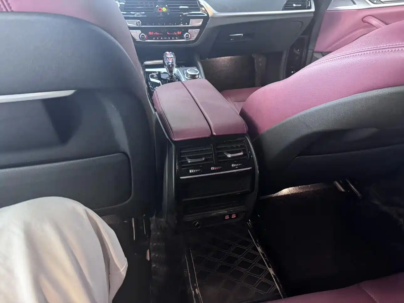 BMW 5 Series 2022 530Li Leading M Sport Package фото 13