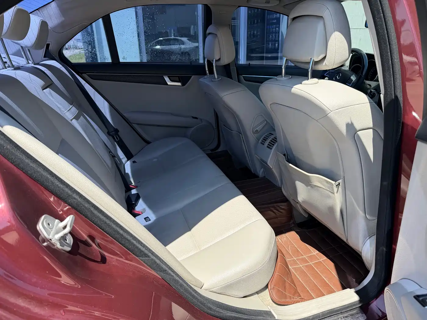 Mercedes-Benz C-Class 2013 Model C 180 CGI Classic фото 14
