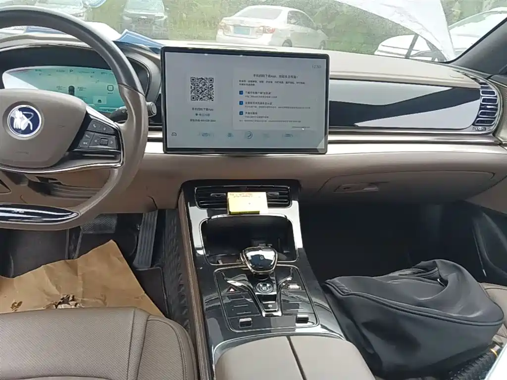 BYD Han 2023 EV Champion Edition 506KM FWD Premium фото 13