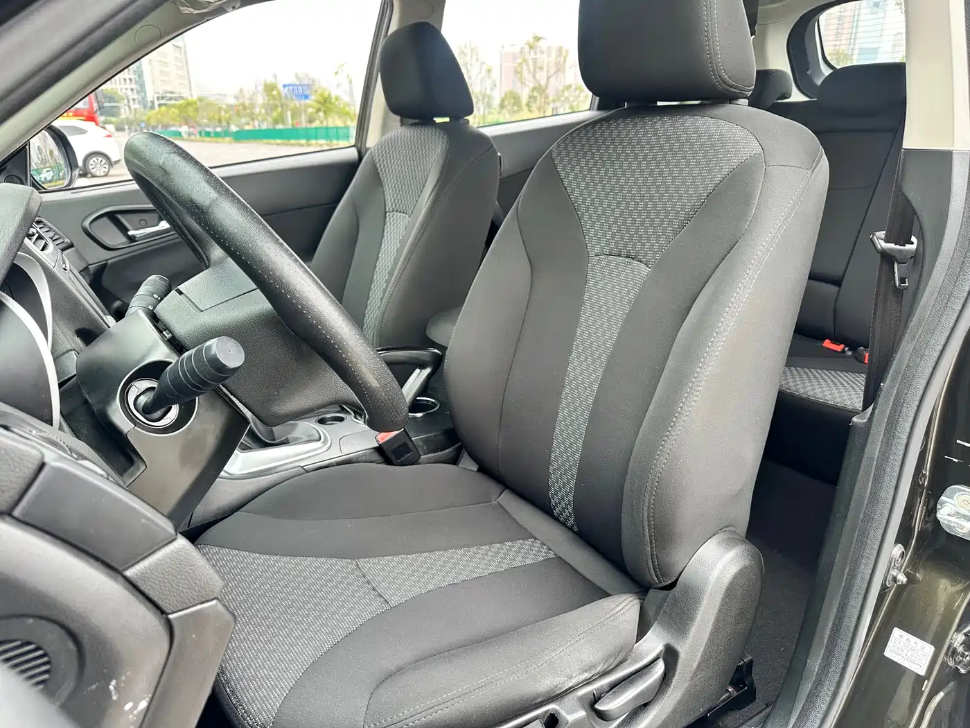 GAC Trumpchi Trumpchi GS5 2014 2.0L Manual 2WD Anniversary Value Edition фото 20