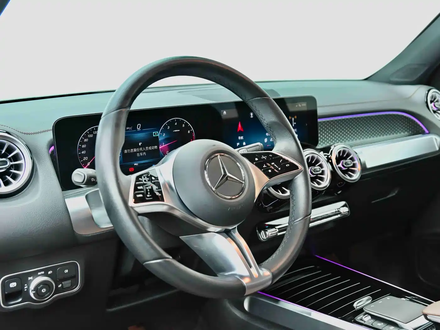 Mercedes-Benz GLB 2024 GLB 220 Fashion фото 23
