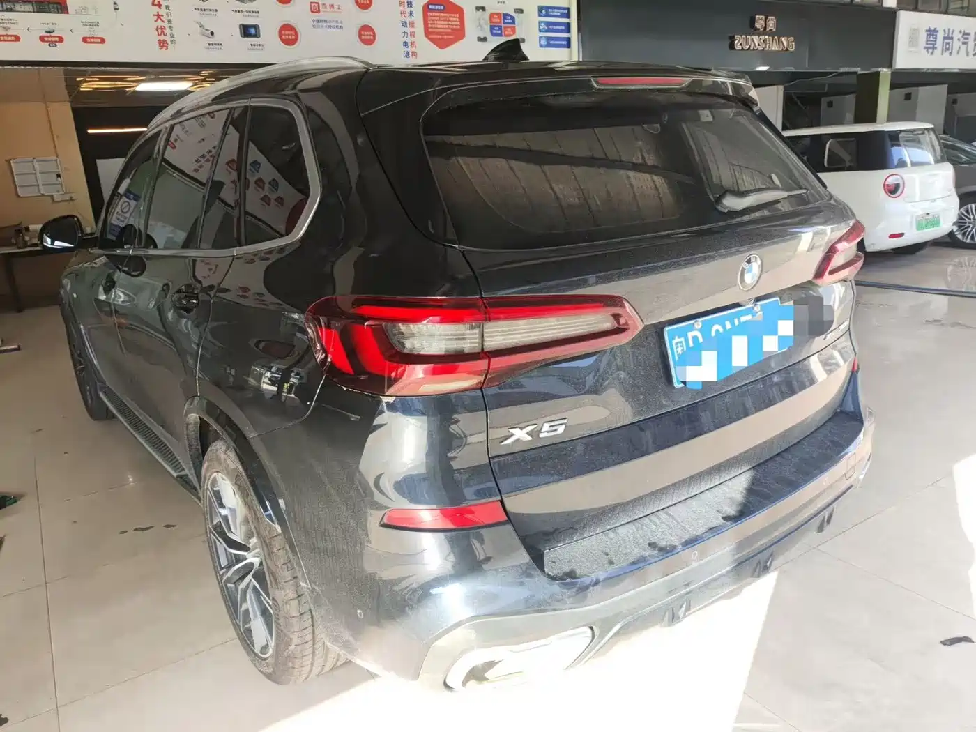 BMW X5 2022 2022 xDrive 30Li Premium M Sport Package