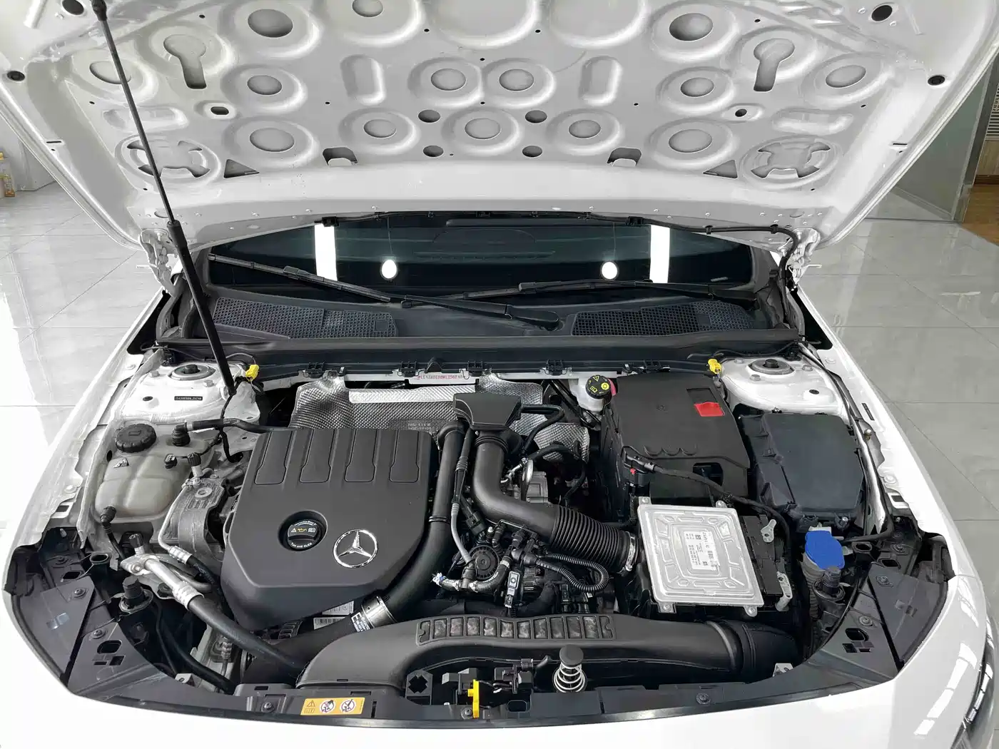 Mercedes-Benz A-Class 2022 Facelift A 180 L Sport Sedan фото 15