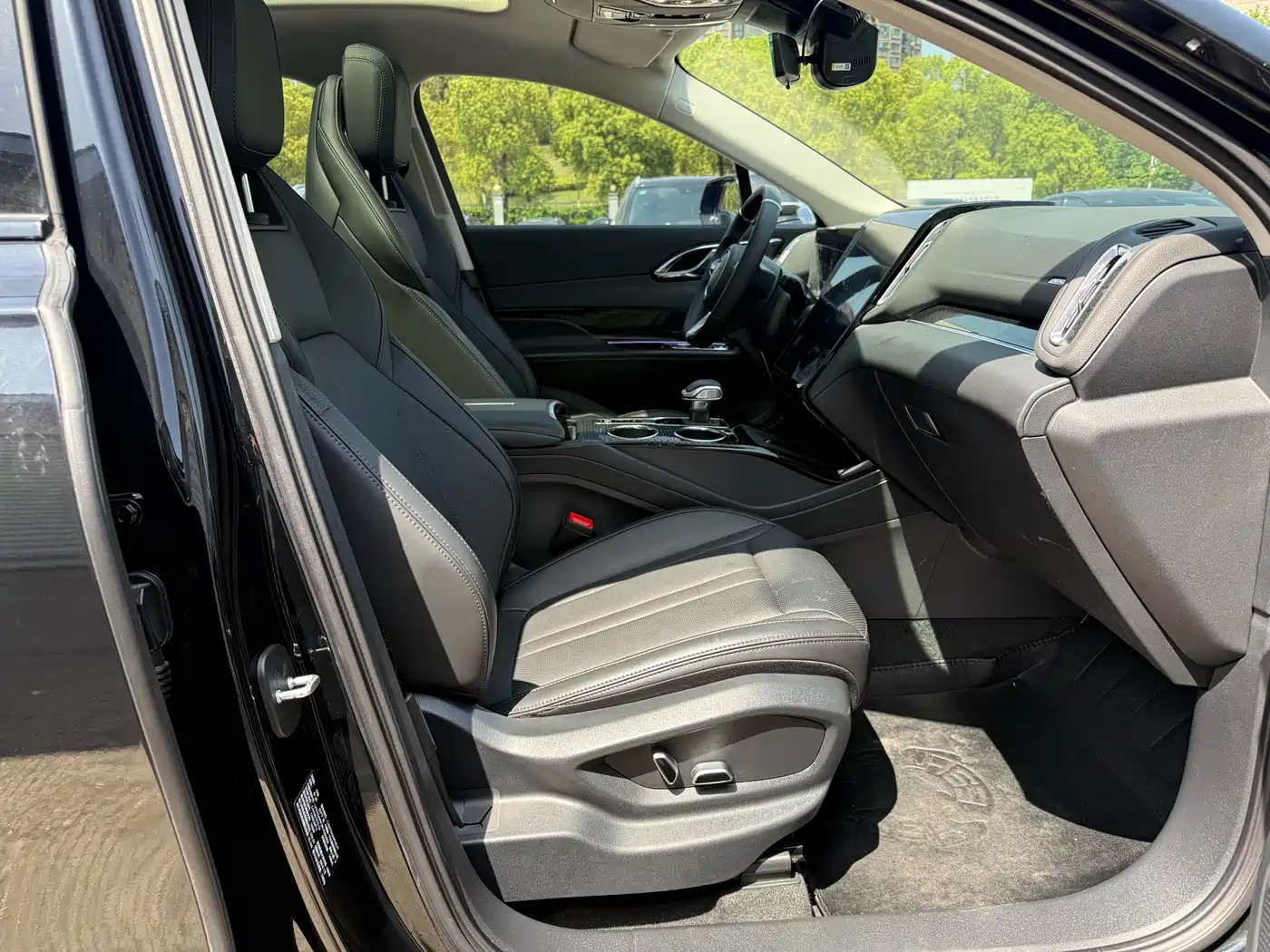Hongqi HS3 PHEV 2024 PHEV 115km Power Edition фото 17