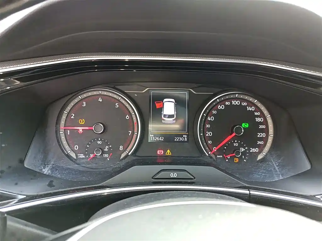 Volkswagen Tayron 2019 330TSI 2WD Luxury China VI фото 8