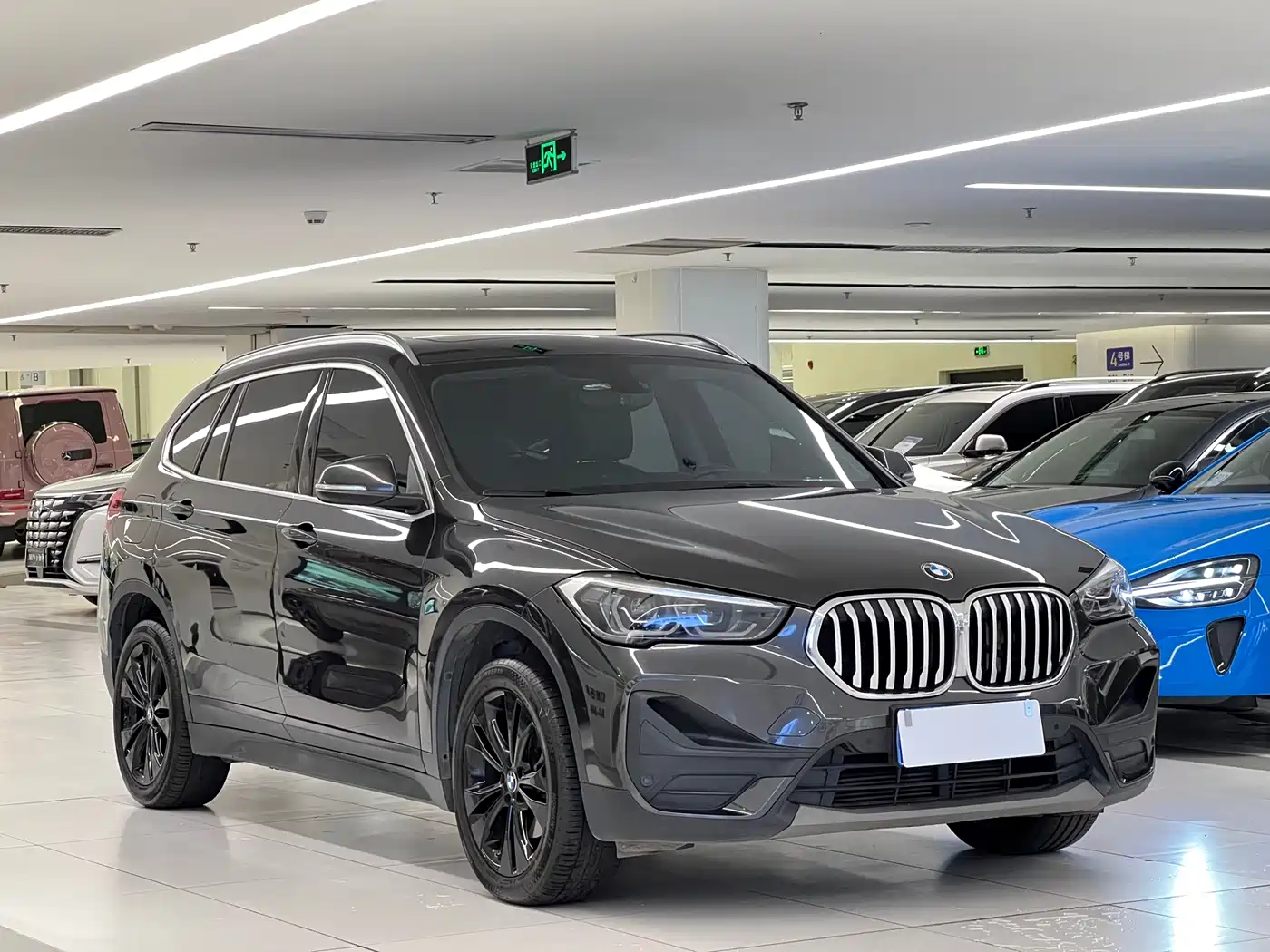 BMW X1 2021 sDrive20Li Fashion фото 3