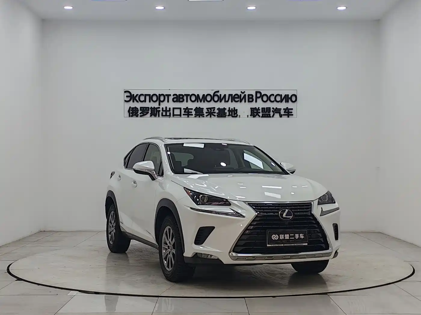 Lexus NX 2020 300h FWD F Sport China VI фото 3