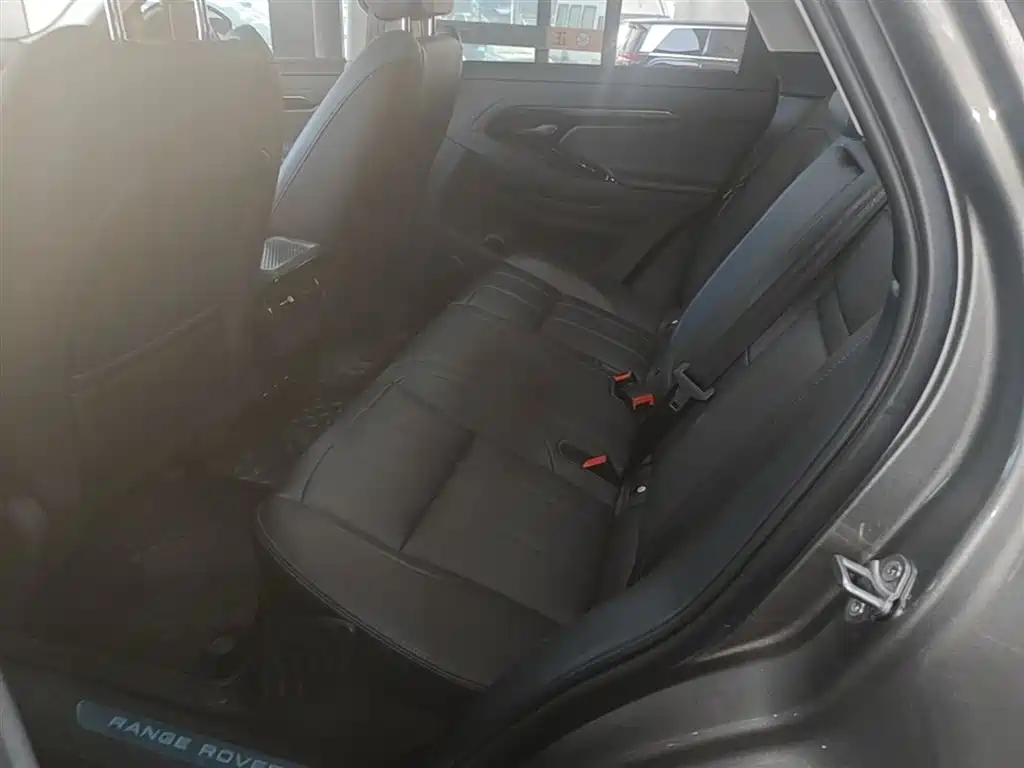 Land Rover Range Rover Evoque 2022 Facelift Range Rover Evoque L 249PS R-Dynamic Luxury фото 17