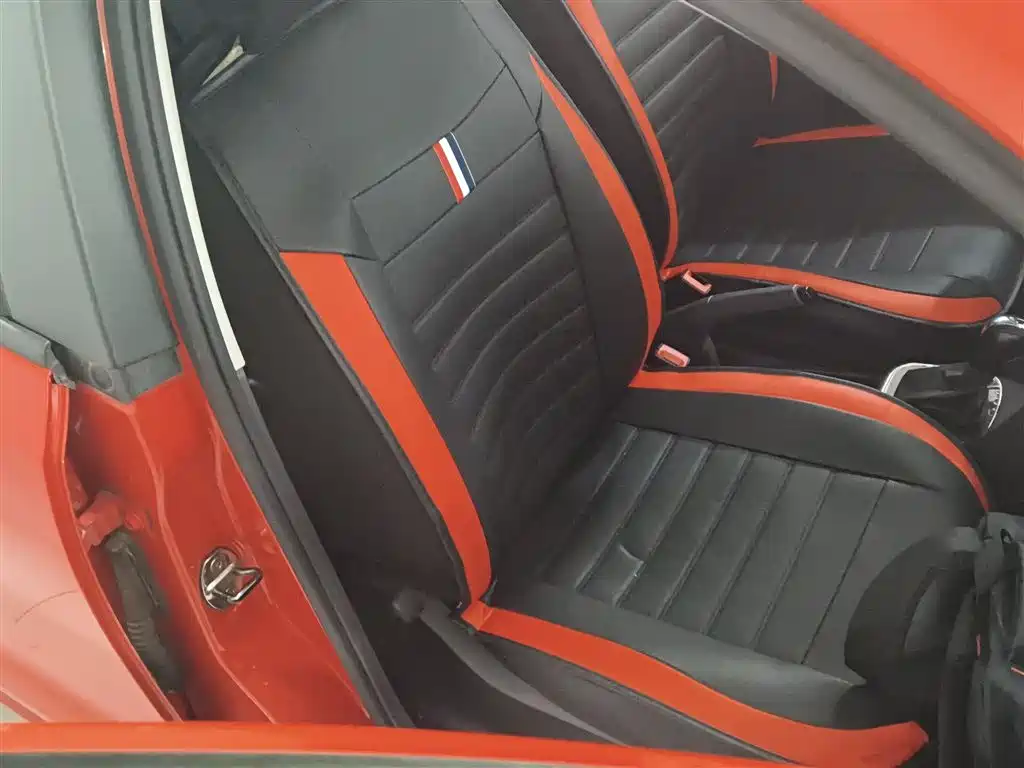 Volkswagen Polo 2016 1.4L Automatic Trend фото 20