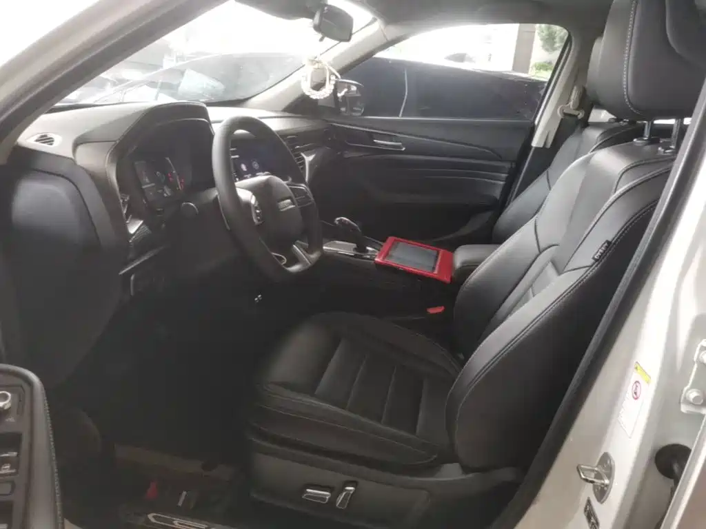 Фото 15 - Haval F7x