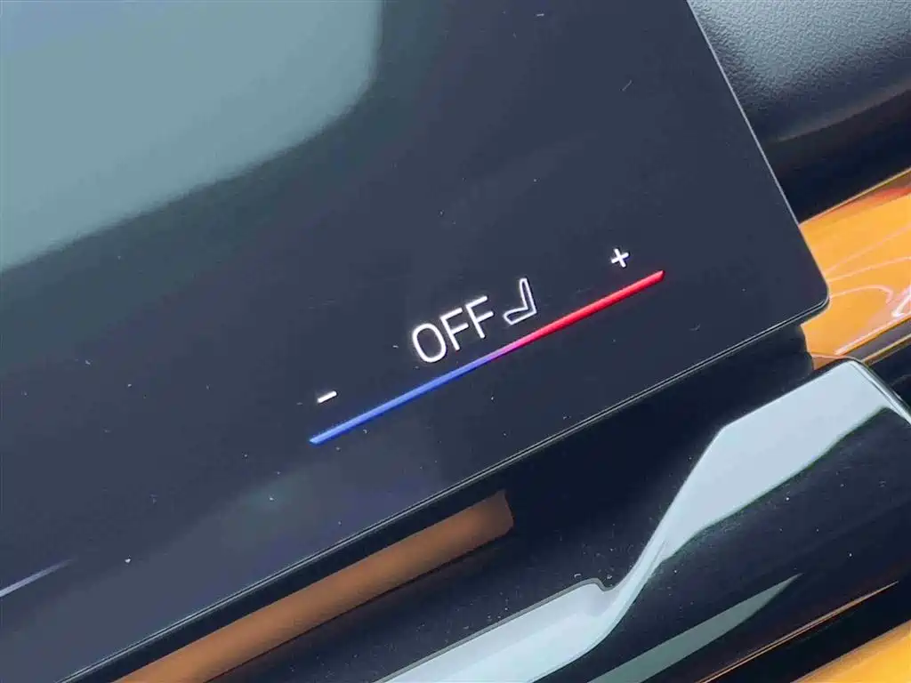 BMW 5 Series 2025 530Li xDrive M Sport Package фото 17