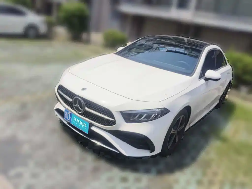 Mercedes-Benz A-Class 2023 A 200 L Fashion