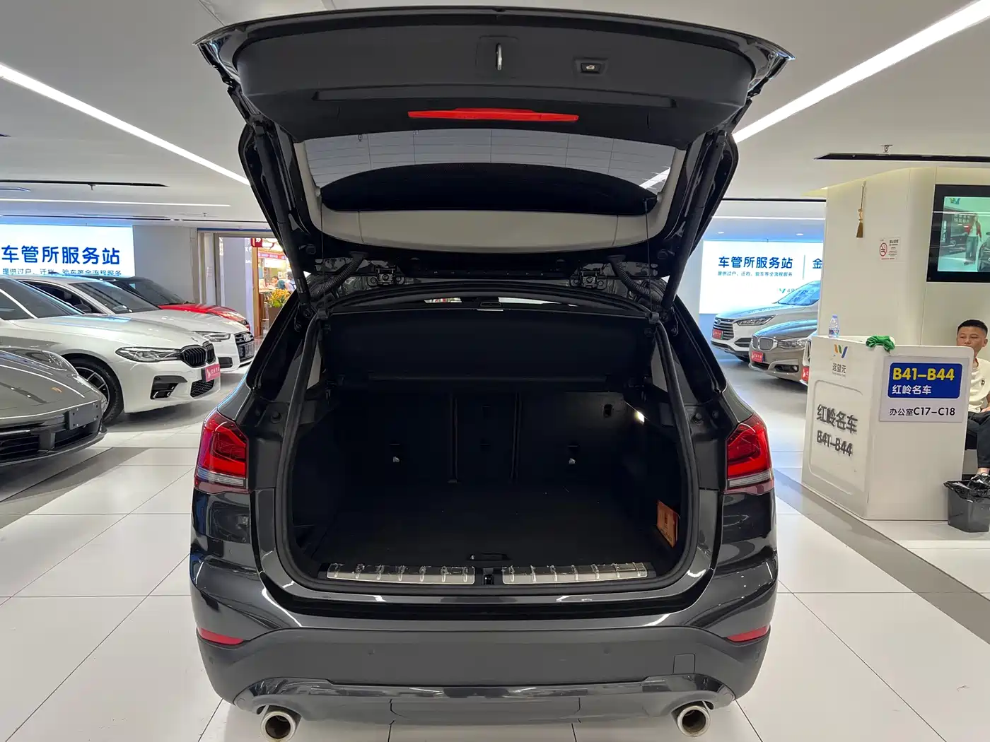 BMW X1 2021 sDrive20Li Fashion фото 11