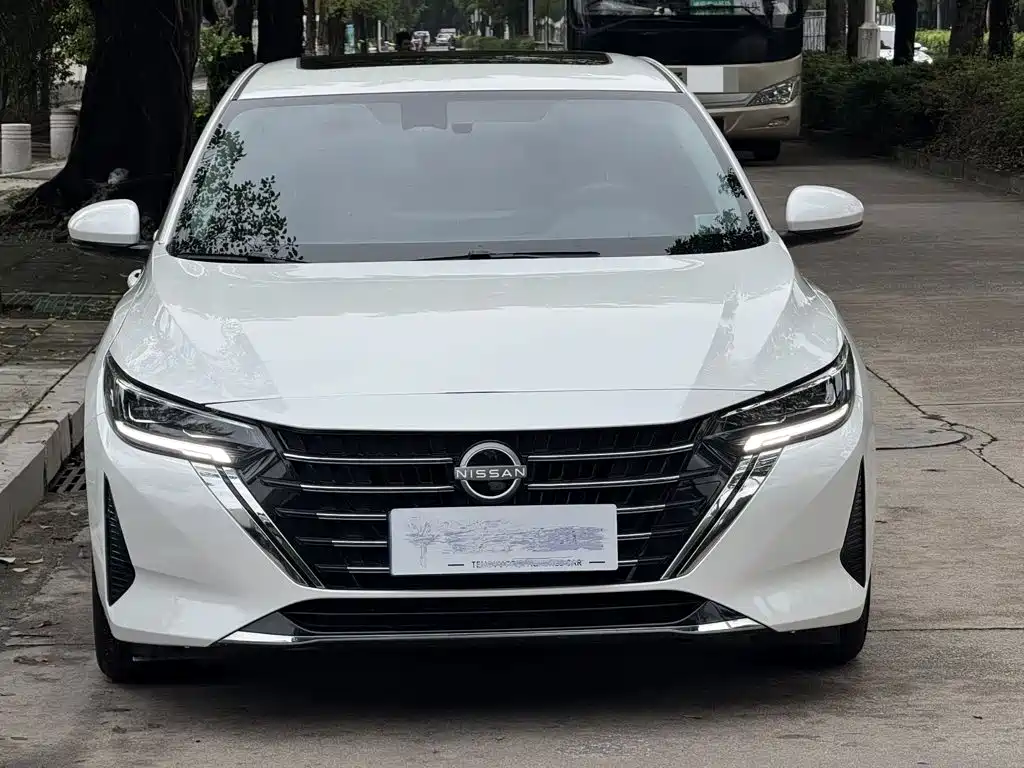 Nissan SYLPHY, миниатюра 4