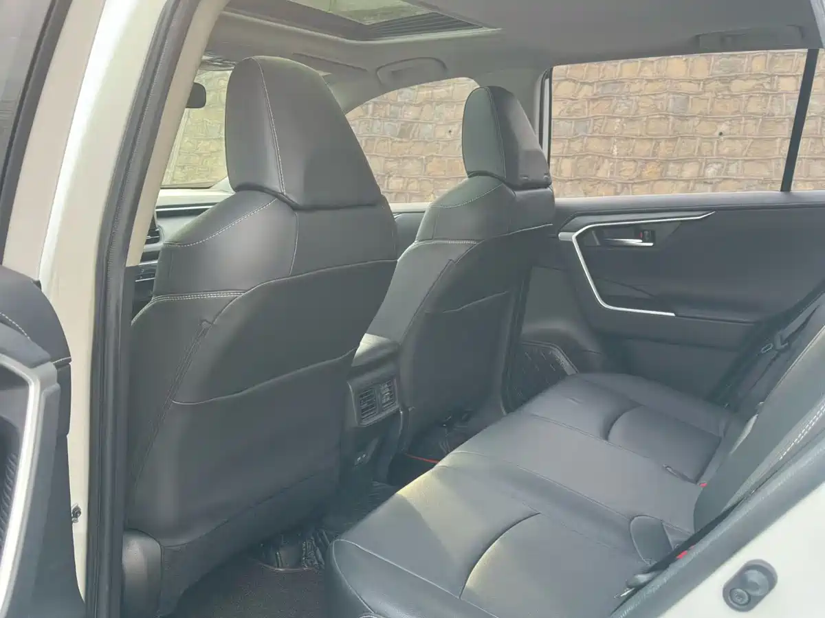 Toyota RAV4 Rongfang 2021 2.0L CVT 4WD Trend PLUS фото 6