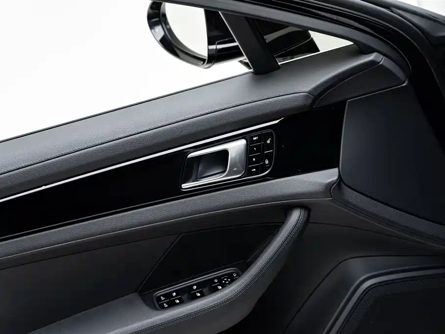 Porsche Panamera 2017 Panamera 3.0T фото 15