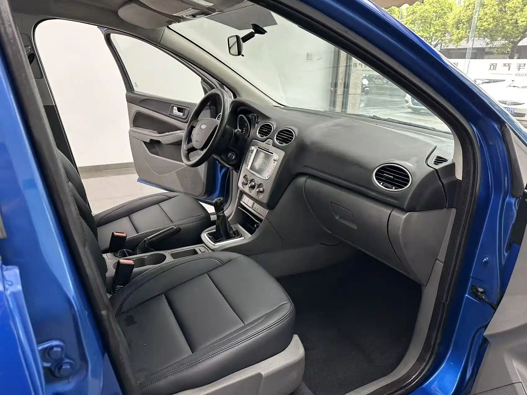 Фото 4 - Ford Focus