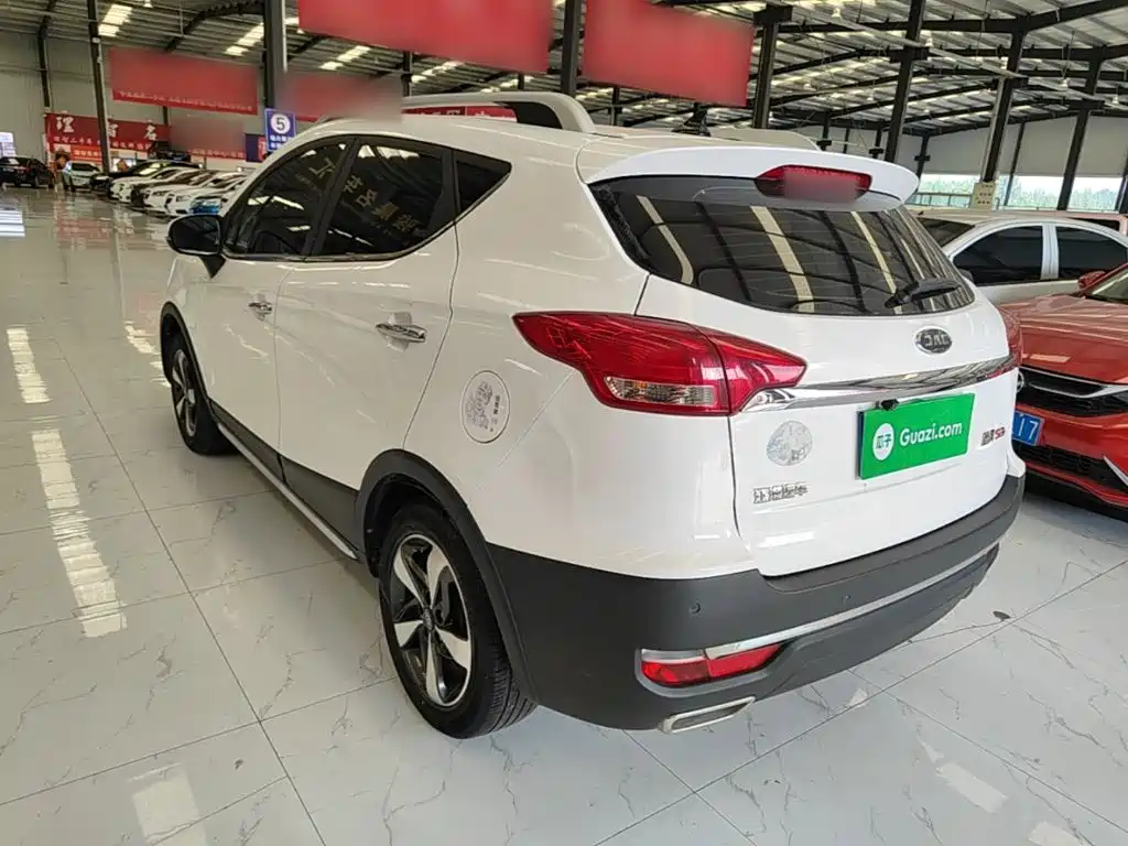JAC Motors Refine S3 2018 2017 1.5L Manual Luxury