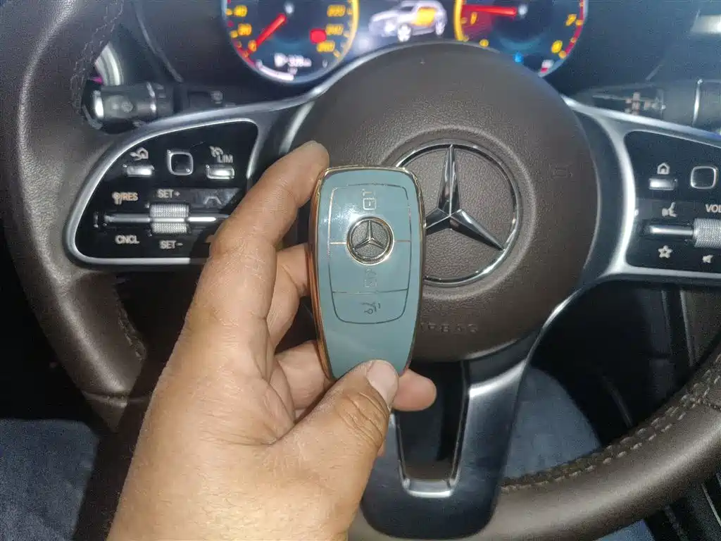 Mercedes-Benz GLC 2021 GLC 300 L 4MATIC Sporty фото 8